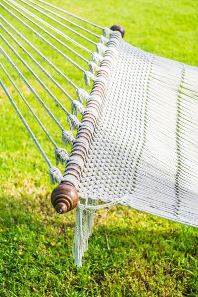 Empty hammock on the beach — Stock Photo, Image