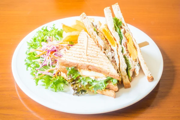 Sandwiches with egg with chicken — Stock Photo, Image