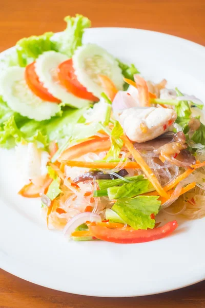 Salade épicée thaïlandaise — Photo