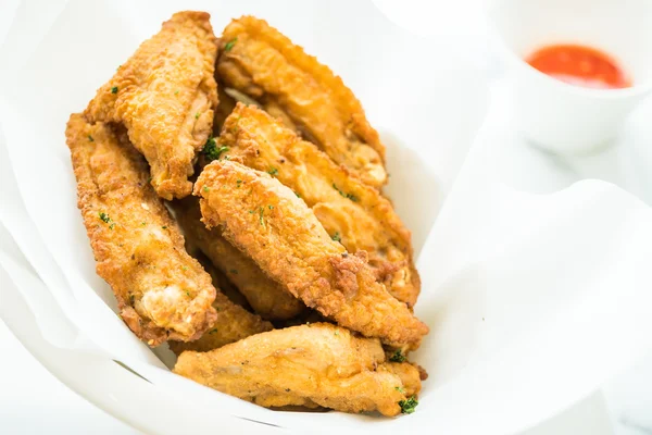 Gebratene knusprige Chicken Wings — Stockfoto