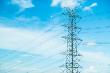 Gökyüzünde kutubun elektrik