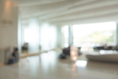 Otel lobisinde bulanıklık