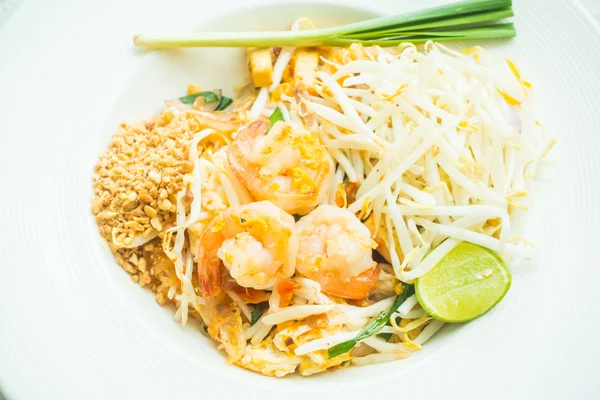 Fried noodles with shrimp — Stock Photo, Image