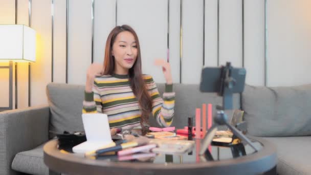 Záběry Krásné Mladé Asijské Ženy Dělat Krása Blog Smartphone Kamera — Stock video