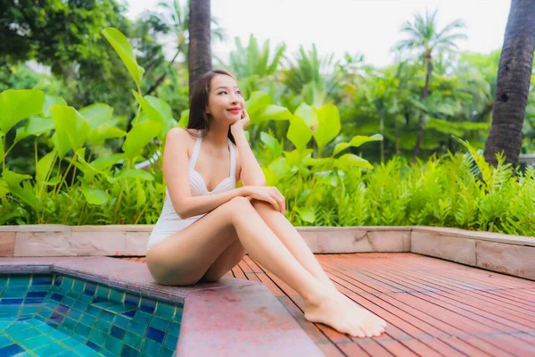 Portrait Beautiful Young Asian Woman Relax Smile Leisure Outdoor Swimming — Stock Photo, Image