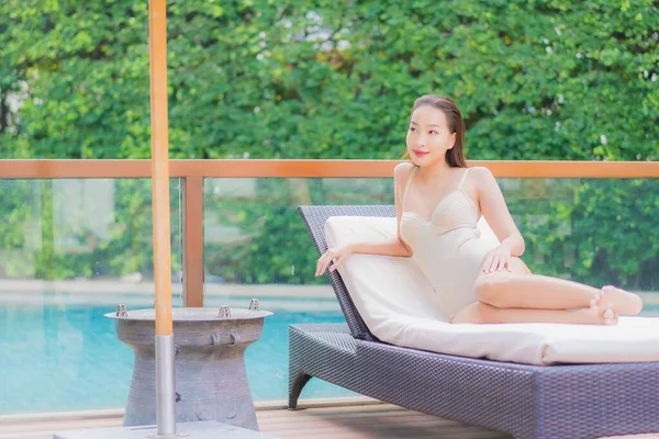 Portrait Beautiful Young Asian Woman Relax Smile Outdoor Swimming Pool — Stock Photo, Image