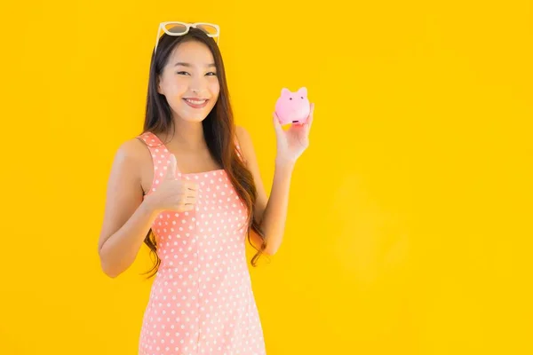 Porträt Schöne Junge Asiatische Frau Zeigen Eine Menge Bargeld Oder — Stockfoto