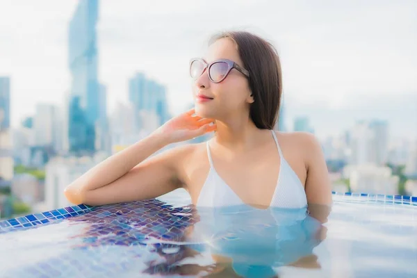 Portrait Beautiful Young Asian Woman Relax Happy Smile Leisure Outdoor — Stock Photo, Image