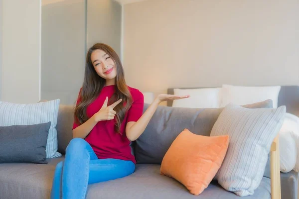 Portrait Beautiful Young Asian Woman Relax Smile Sofa Living Area — Stock Photo, Image