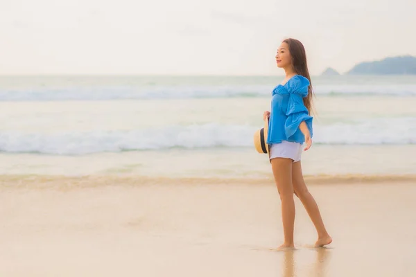 Portrait Beautiful Young Asian Woman Relax Leisure Smile Beach Sea — Stock Photo, Image