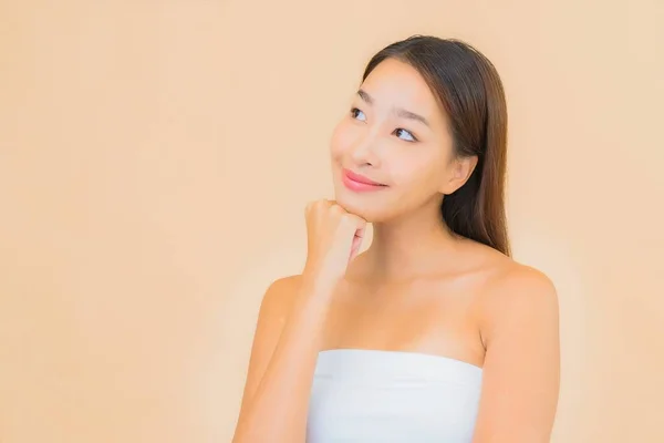 Porträtt Vacker Ung Asiatisk Kvinna Med Skönhet Spa Kosmetisk Makeup — Stockfoto