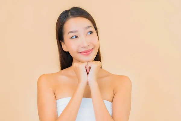 Porträt Schöne Junge Asiatische Frau Mit Beauty Spa Kosmetische Make — Stockfoto