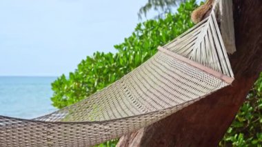 Güzel dalgalı denizin sakin görüntüleri.