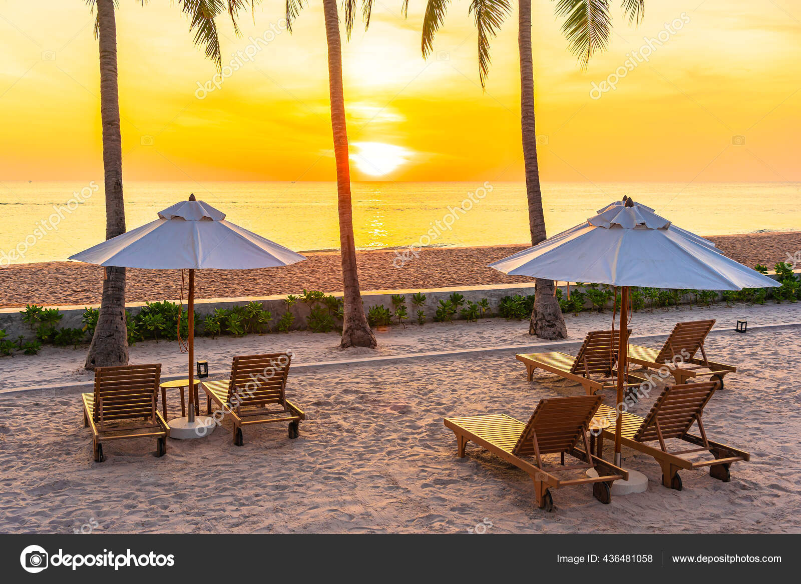 Umbrella Deck Chair Tropical Beach Sea Ocean Sunset Sunrise Time Stock