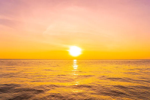 Schöne Landschaft Meer Strand Ozean Bei Sonnenuntergang Oder Sonnenaufgang Für — Stockfoto