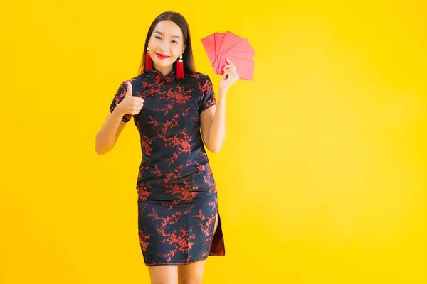 Retrato Bela Jovem Mulher Asiática Usar Vestido Chinês Com Ang — Fotografia de Stock