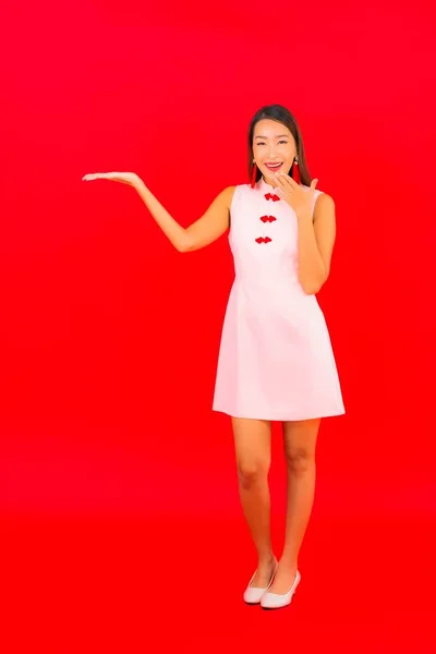 Retrato Bonito Jovem Asiático Mulher Desgaste Chinês Novo Ano Roupas — Fotografia de Stock