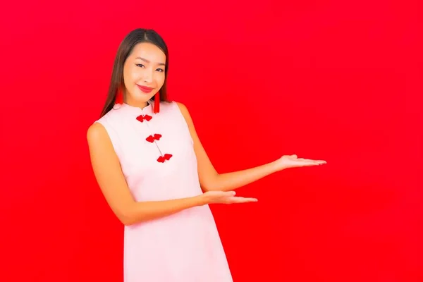 Retrato Bonito Jovem Asiático Mulher Desgaste Chinês Novo Ano Roupas — Fotografia de Stock