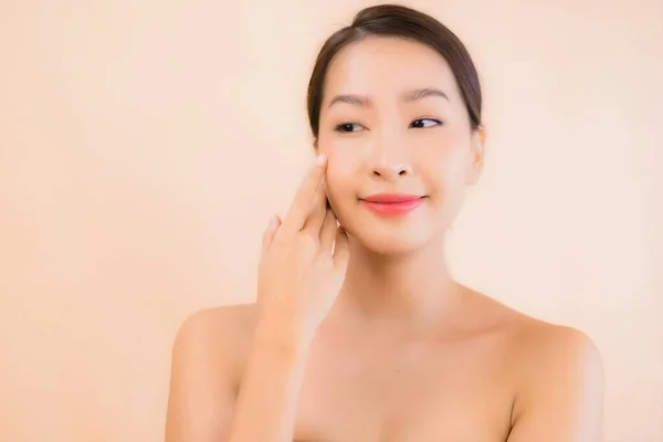 Portrait Belle Jeune Asiatique Visage Femme Avec Beauté Spa Bien — Photo