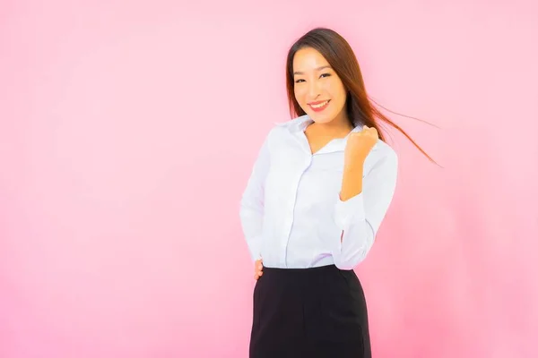 Portret Piękny Młody Biznes Azji Kobieta Akcja Różowy Pojedyncze Tło — Zdjęcie stockowe