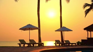 Güzel dalgalı denizin sakin görüntüleri.