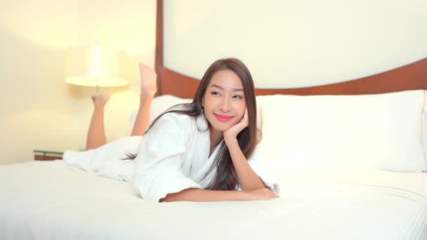 Séquences Belle Femme Asiatique Relaxant Maison — Video