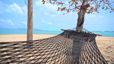 Güzel dalgalı denizin sakin görüntüleri.