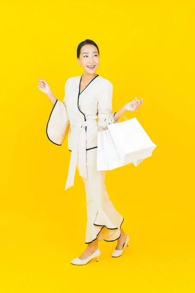 Retrato Bonito Jovem Negócios Mulher Asiática Com Saco Compras Loja — Fotografia de Stock