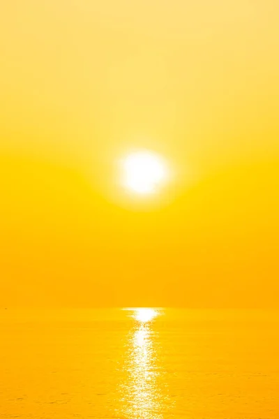 Landschaft Des Meeres Ozean Strand Bei Sonnenuntergang Oder Sonnenaufgang Für — Stockfoto