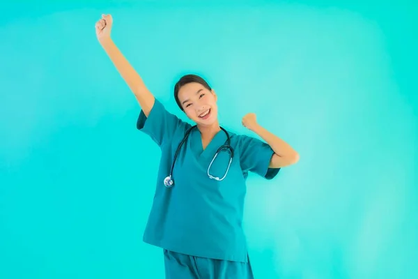 Ritratto Bella Giovane Medico Asiatico Donna Felice Sorriso Lavoro Ospedale — Foto Stock