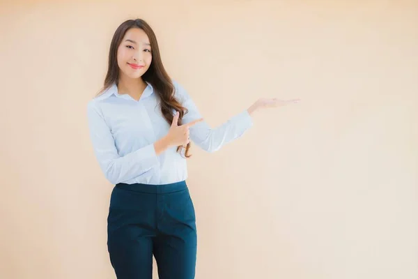 Portrait Beautiful Young Asian Business Woman Action Isolated Color Background — Stock Photo, Image