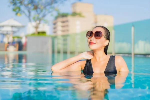 Portrait Beautiful Young Asian Woman Relax Smile Outdoor Swimming Pool — Stock Photo, Image