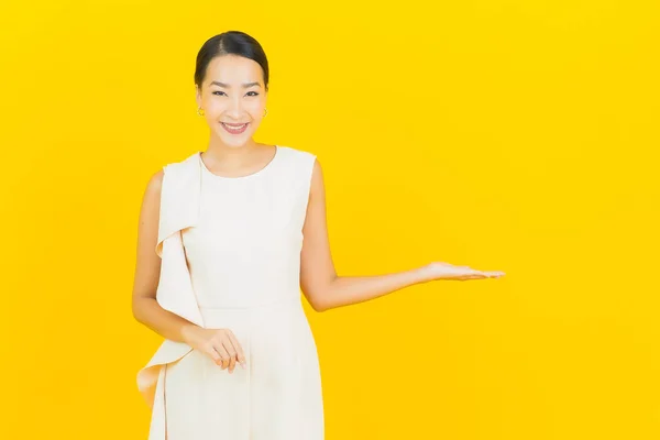 Portrait Beautiful Young Asian Woman Smile Action Yellow Color Background — Stock Photo, Image