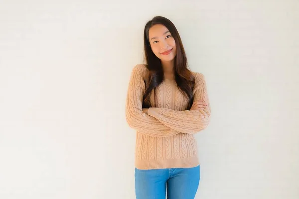 Porträtt Vackra Unga Asiatiska Kvinnor Ler Glad Många Åtgärder Med — Stockfoto