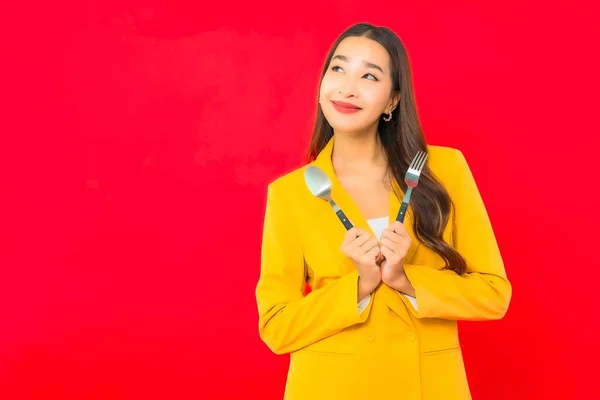 Portret Mooie Jonge Business Aziatische Vrouw Met Lepel Vork Rode — Stockfoto