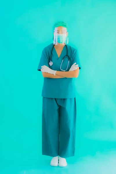 Portrait Belle Jeune Asiatique Médecin Femme Avec Masque Lunettes Pour — Photo