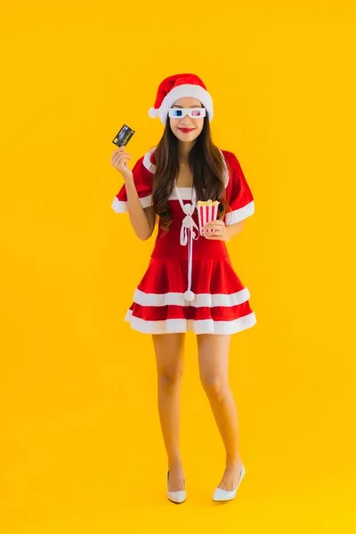 Портрет Красива Молода Азіатка Носить Різдвяний Одяг Капелюх Попкорном Окуляри — стокове фото