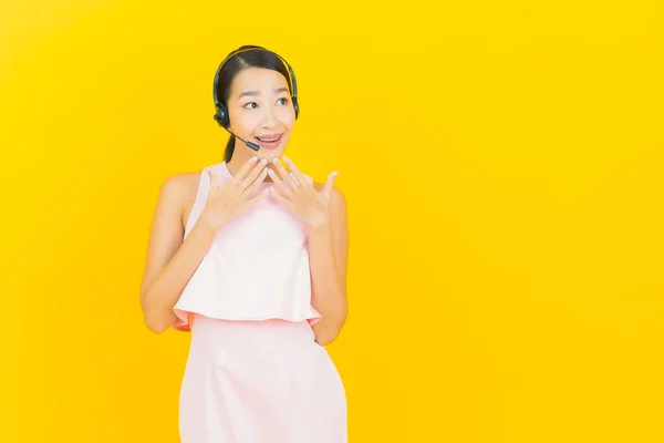 Porträt Schöne Junge Asiatische Frau Mit Call Center Kundenbetreuungszentrum Auf — Stockfoto