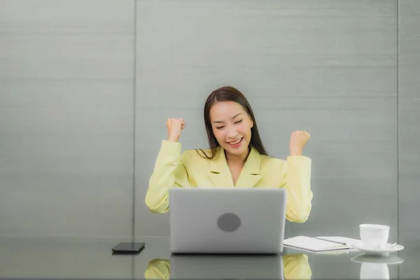 Portrait Beautiful Young Asian Woman Use Computer Laptop Smart Mobile — Stock Photo, Image