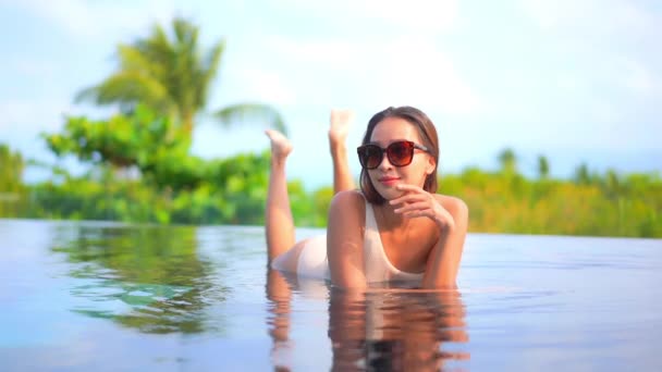 Portrait Beautiful Young Asian Woman Relax Outdoor Swimming Pool Resort — Stock Video