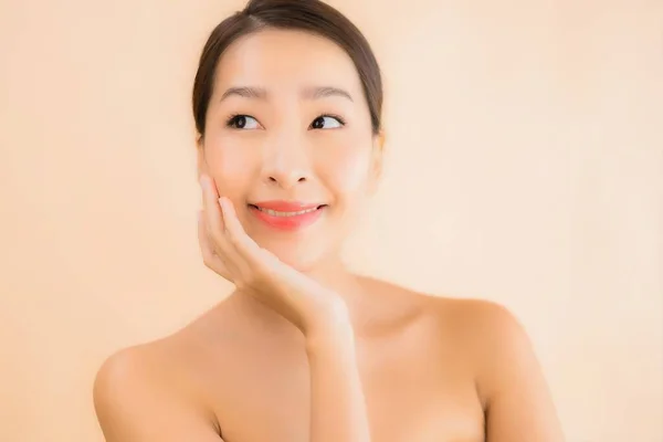 Portrait Belle Jeune Asiatique Visage Femme Avec Beauté Spa Bien — Photo