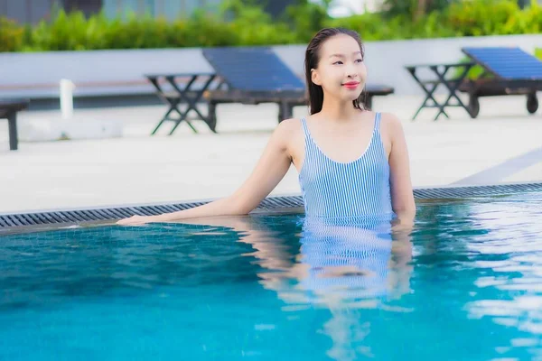 Portrait Beautiful Young Asian Woman Relax Smile Leisure Outdoor Swimming — Stock Photo, Image