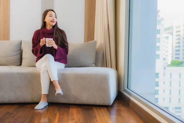 Retrato Hermosa Joven Mujer Asiática Con Taza Café Decoración Del — Foto de Stock