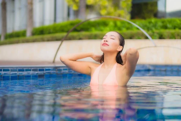 Portrait Beautiful Young Asian Woman Relax Smile Outdoor Swimming Pool — Stock Photo, Image