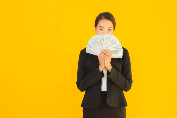 Retrato Bonito Jovem Mulher Asiática Com Monte Dinheiro Monet Amarelo — Fotografia de Stock