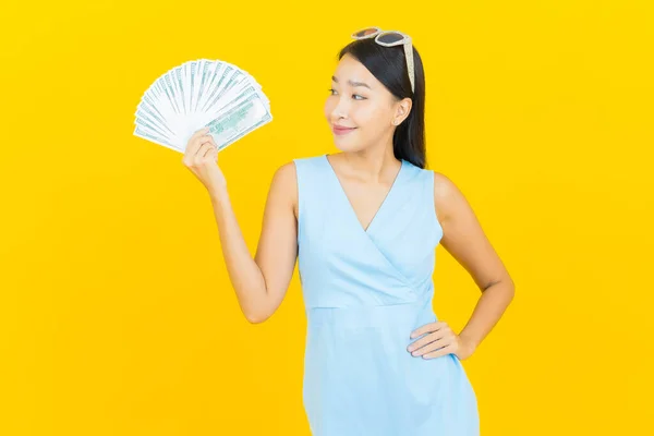 Portrait Beautiful Young Asian Woman Smile Lot Cash Money Yellow — Stock Photo, Image