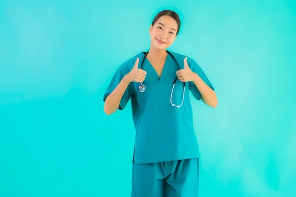 Ritratto Bella Giovane Medico Asiatico Donna Felice Sorriso Lavoro Ospedale — Foto Stock