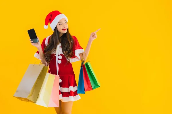 Portret Mooie Jonge Aziatische Vrouw Dragen Kerstmis Kleding Hoed Met — Stockfoto