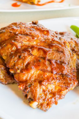 Barbekü kaburga biftek