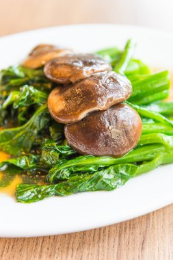 sebze karıştırın